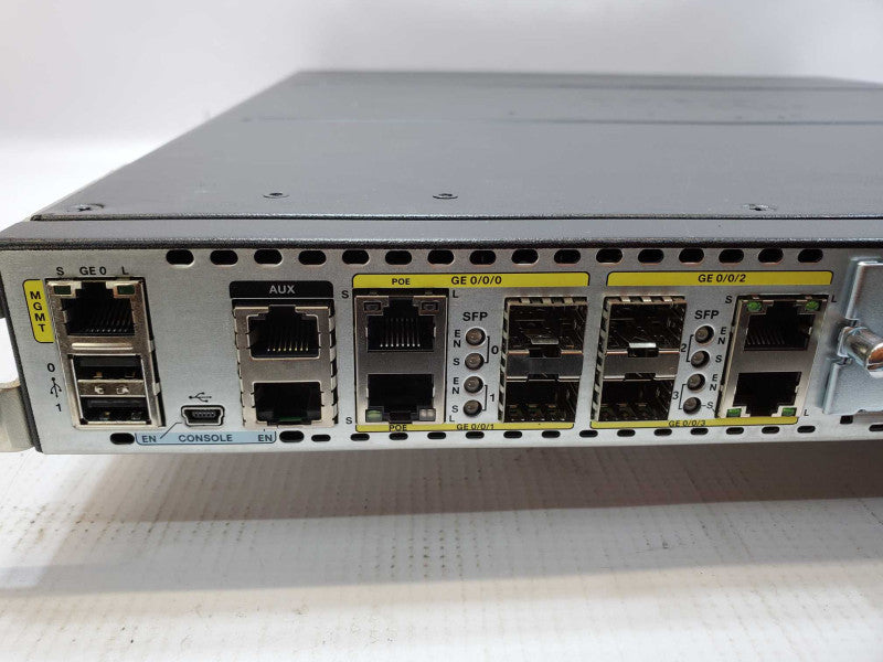 CISCO ISR4431/K9 V05 Service Router ISR4431 (