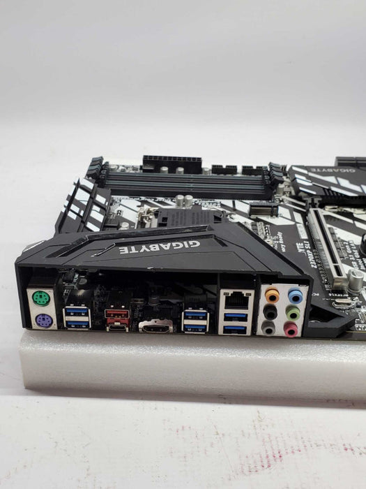 Gigabyte  Z370XP SLI Motherboard, No RAM, No CPU (READ) |