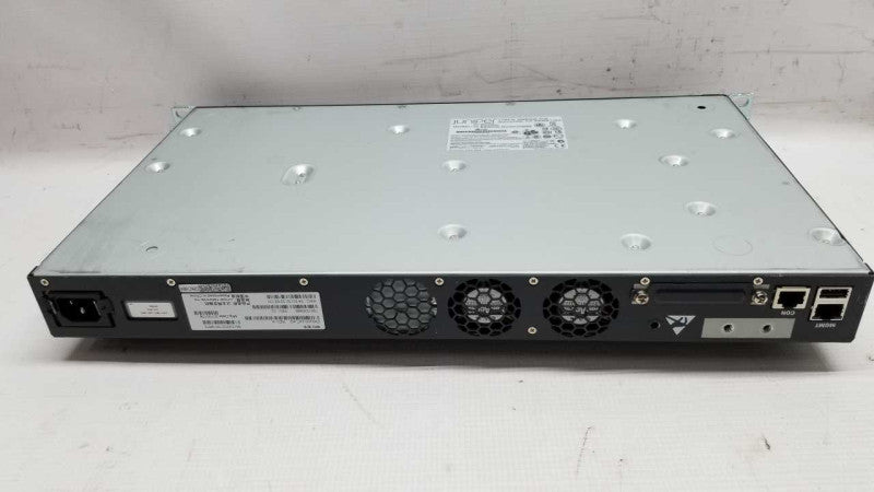 Juniper Networks EX2200 network switch / 24x ports / 4x SFP #