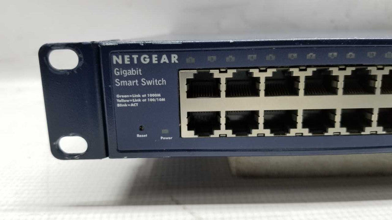 Netgear Gigabit smart switch GS748T V3 / see notes #