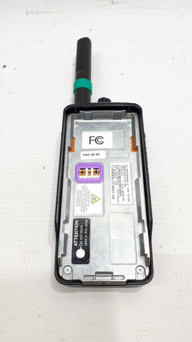 Motorola XPR3300 Handheld 2-Way Radio, No Battery (READ |