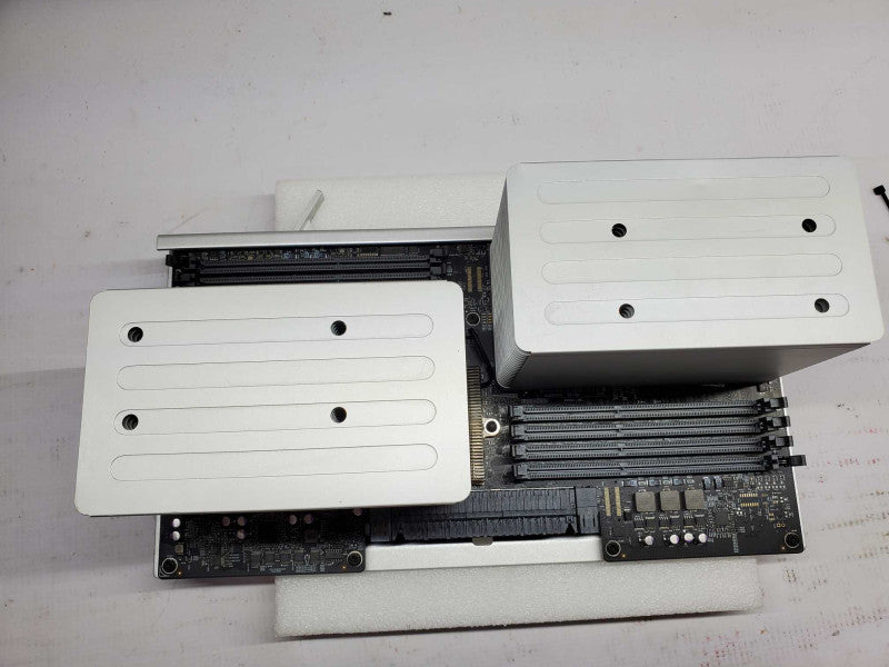 Apple Mac Pro A1289 (2009) CPU Processor Tray Dual Unknown CPU |