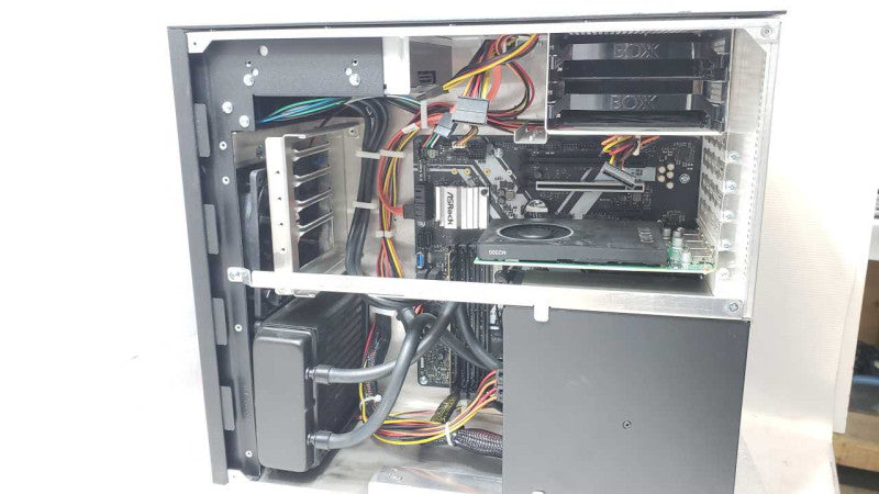 Box APEX2 Custom PC, Core I7-7700K 4.2GHz, 4GB DDR4, No HDD, With HDD Caddies _