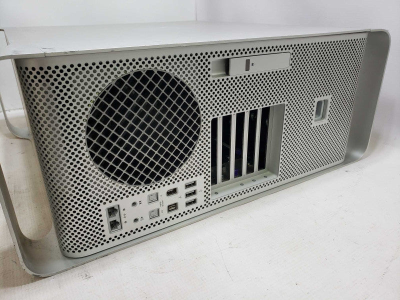 Apple Mac Pro A1186 No RAM No graphic card [