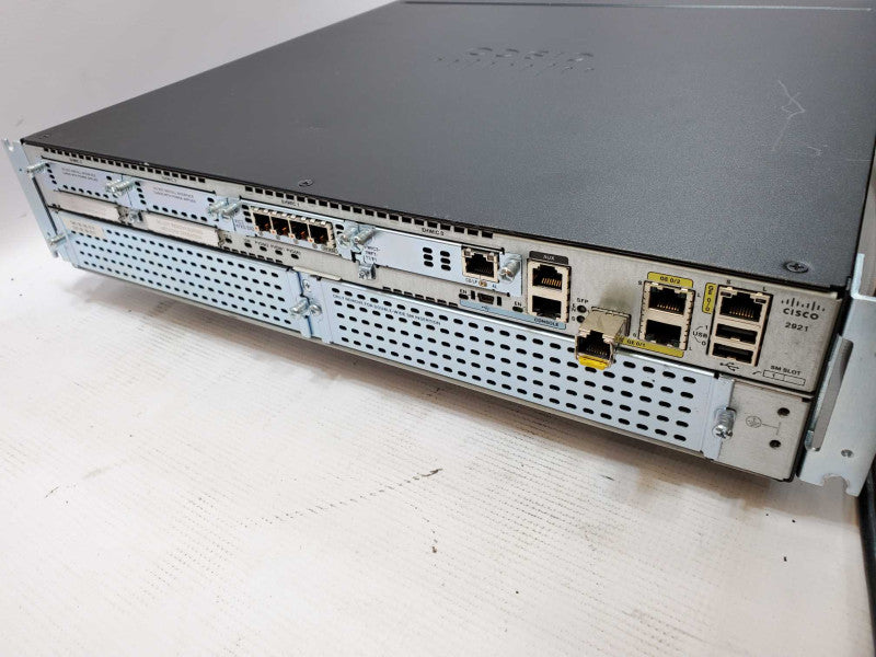 Cisco 2900 Series CISCO2921 Integrated Services Router (