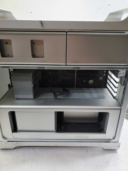 Apple Mac Pro A1289 Early 2009 Barebone No HDD No RAM_ For parts)