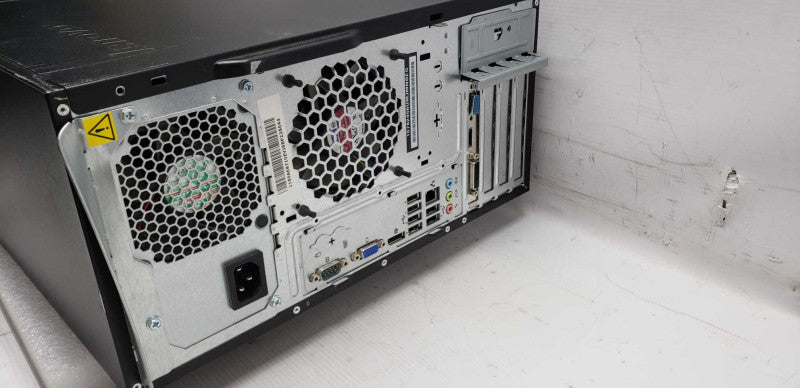 Lenovo E30 workstation Xeon E3-1230 @ 3.20ghz / 4gb ram / GT 720 GPU #