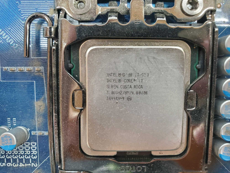 Gigabyte GA-X58-USB3 Motherboard with i7-950 3.06GHz No RAM (READ) |