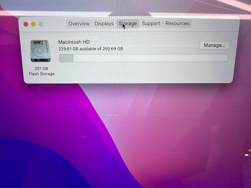 MacBook Pro 13 inch 2017 with i5 @ 2.3 GHz 8GB RAM & 256GB Storage READ -