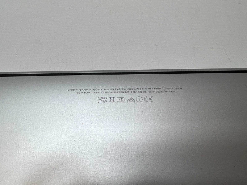 MacBook Pro 13 inch 2017 with i5 @ 2.3 GHz 8GB RAM & 256GB Storage READ -