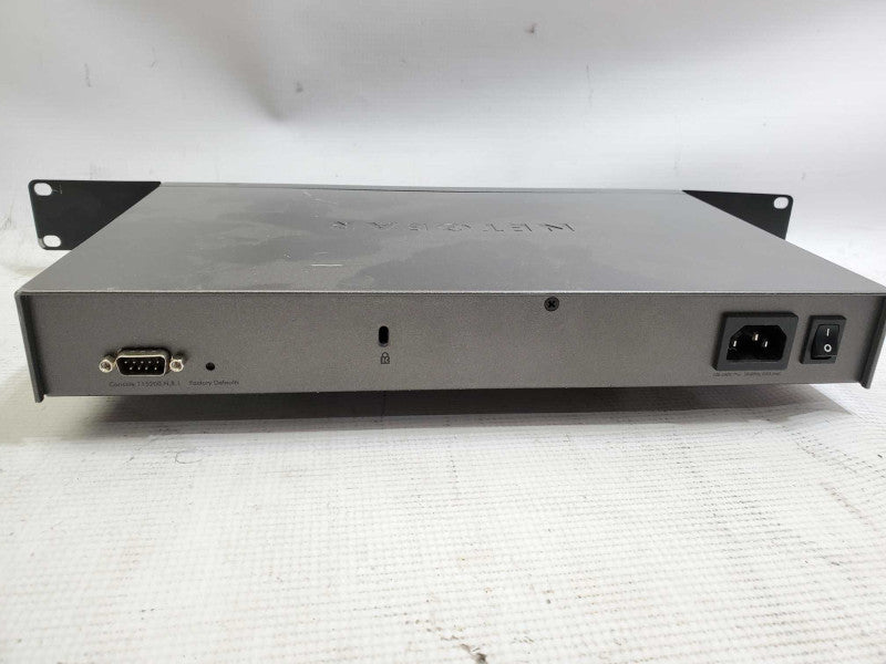 Netgear SRX5308 Prosafe Gigabit Quad WAN SSL VPN Firewall  )