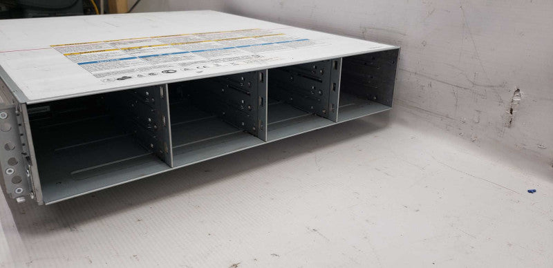 HITACHI EXPANSION ARRAY R0397 / 2x 3284408-A Controllers / 2x PSU #