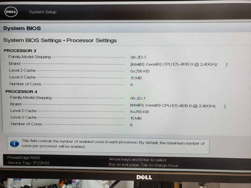 DEll PowerEdge R820, 4x Xeon E5-4610 2.4GHz 6C, 32GB, No RAID, 1x PSU, 2.5\\" _