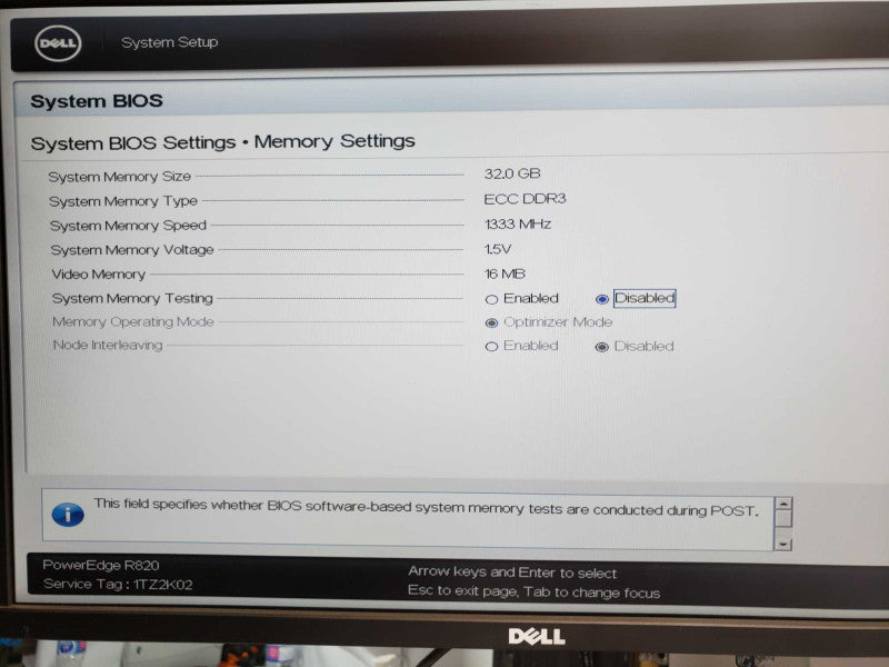 DEll PowerEdge R820, 4x Xeon E5-4610 2.4GHz 6C, 32GB, No RAID, 1x PSU, 2.5\\" _