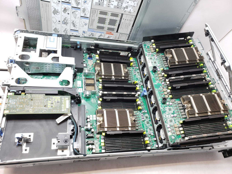 DEll PowerEdge R820, 4x Xeon E5-4610 2.4GHz 6C, 32GB, No RAID, 1x PSU, 2.5\\" _