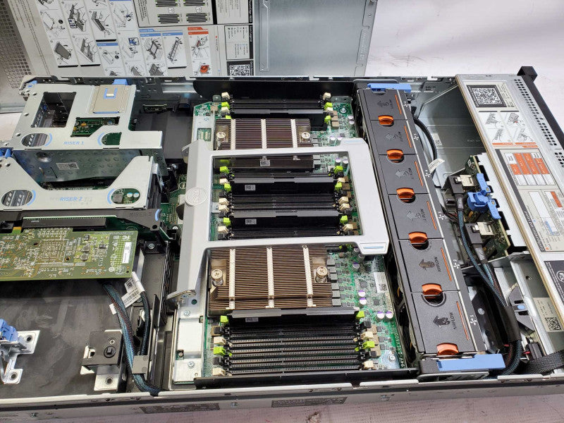 Dell PowerEdge R820 Barebone 4x Heatsinks No Ram 1x PSUs )