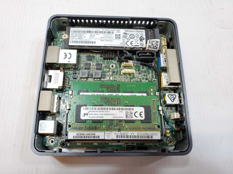 Intel BOXNUC7I3BNK NUC i3-7100 @ 2.4 GHz 8GB RAM 256GB SSD (