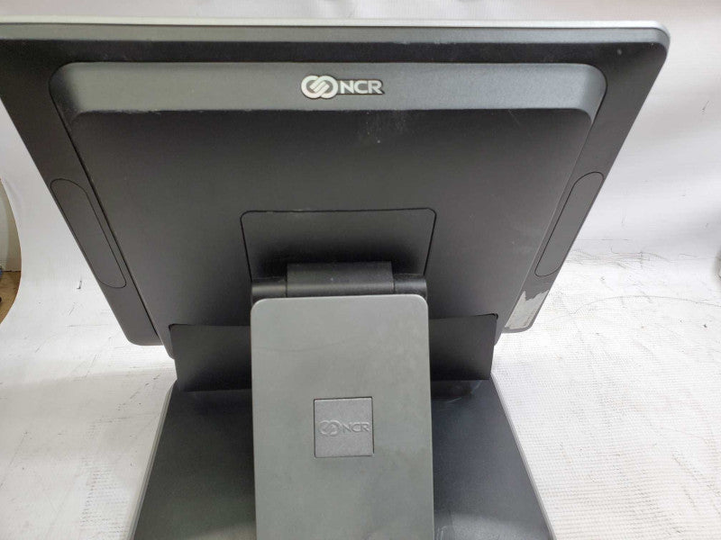 NCR XR7 7702-2315-8801 15\\" POS Terminal i3-4330 2.4GHz 8GB RAM 120G SSD_ AS_IS )