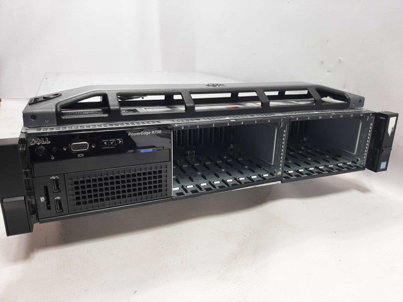 Dell PE R730, 2x Xeon E5-2640v4 2.4GHz 10C/256GB PERC H730P Mini, 2x PSU, 2.5\\" ~