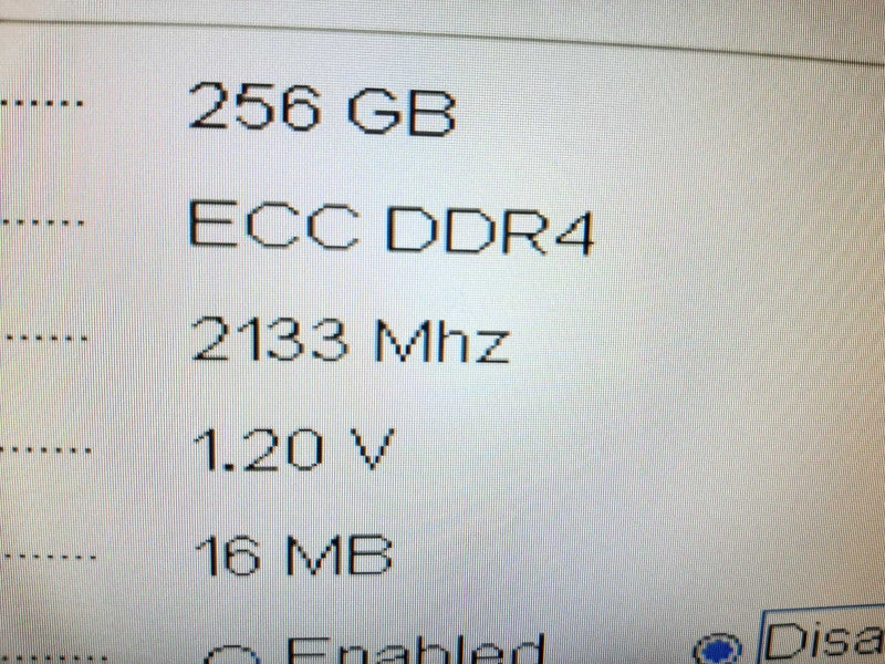 Dell PE R730, 2x Xeon E5-2640v4 2.4GHz 10C/256GB PERC H730P Mini, 2x PSU, 2.5\\" ~