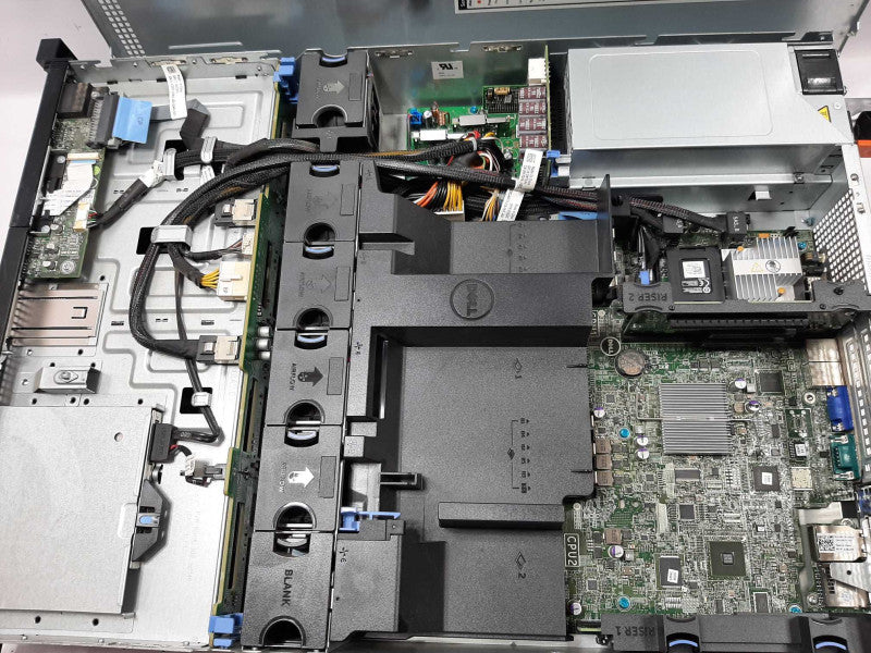 Dell PE R520, 1x Xeon E5-2440 2.4GHz 6C/32GB, NO RAID/HDDs, 3.5\\" ~