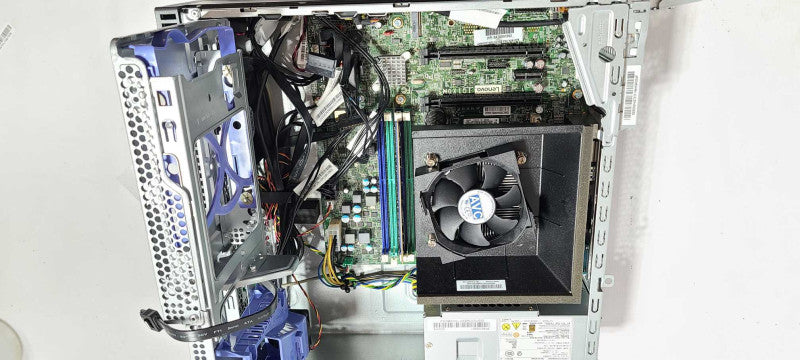 Lenovo ThinkCentre M900 SFF I5-6500 3.2GHz 4GB RAM NO OS NO HDD $