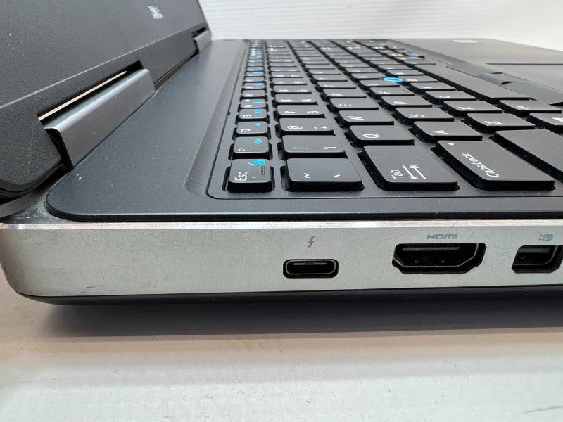 DELL Precision 7520 with i7-6820HQ 16GB RAM & 512GB SSD -
