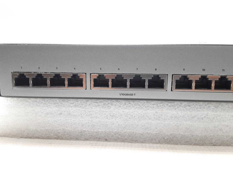 HPE JH295A 1950-12XGT 4SFP+ 12x 10GBASE-T Switch, Factory Reset _