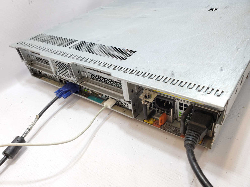 IBM Server X3650 M3, Xeon E5620 @2.40GHz, 40GB RAM, 2x PSU (