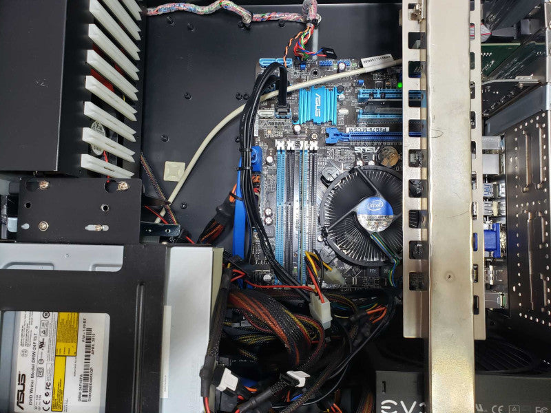Custom Desktop PC i3-3240@3.4GH 2GB DDR3 No HDD  [