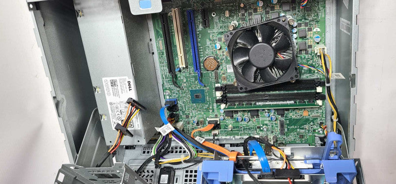 Dell OptiPlex 7040 i5-6500 3.2GHz 4GB 250GB SSD NO OS $