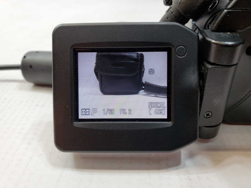 Nikon Coolpix 5700 Black 5.0MP 8x Optical Zoom 1.5-inch LCD Digital Camera (
