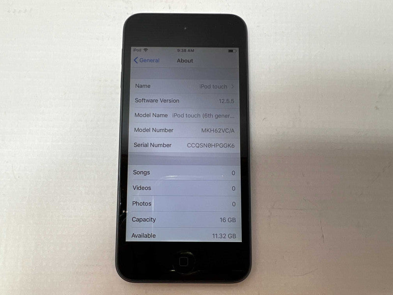 iPod Touch 6th generation 16GB Space Gray  -