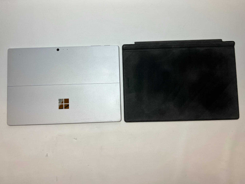 Surface Pro 4 with i7-6650U 8GB RAM & 256GB Storage  -