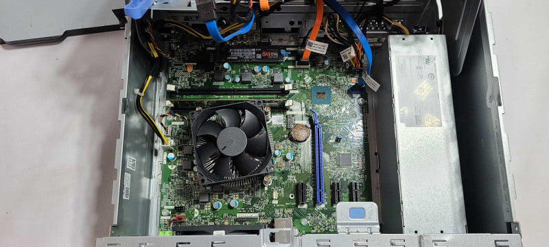 Dell OptiPlex 3050 i5-7500 3.4GHz 4GB RAM 250GB SSD NO OS $