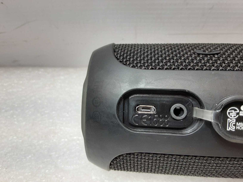 JBL FLIP 3 Wireless Bluetooth Speaker  _