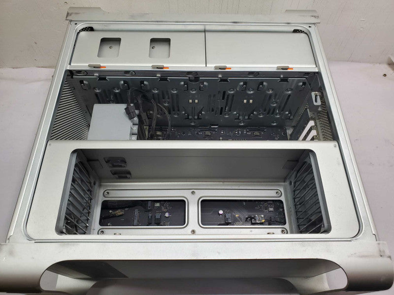 Apple Mac Pro 2010 A1289, Barebones Tower, No RAM/CPU Board, No HDD (READ) |