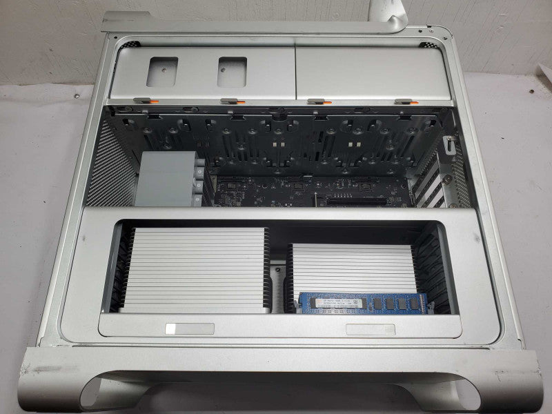 Apple Mac Pro 2010 A1289, 2x2.66GHz 6-core Xeon 16GB DDR3 No GPU, Damaged |