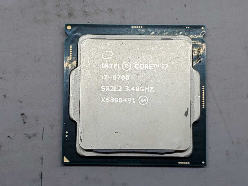 Intel i7-6700 3.4GHz CPU |