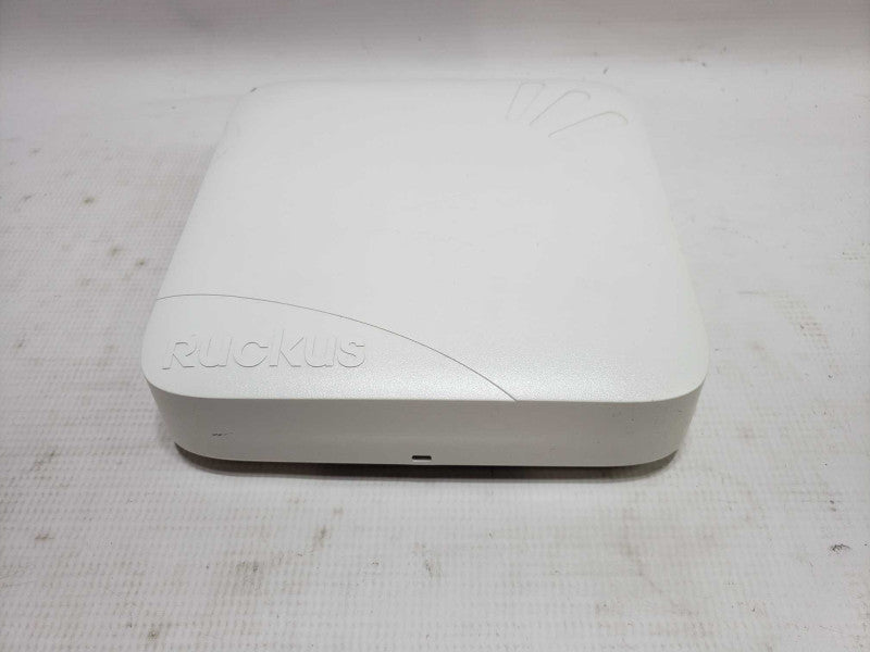 Ruckus ZoneFlex R700 Dual-Band Wireless Access Point [