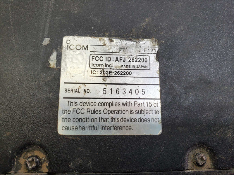 iCom IC-F121 / F221 VHF and UHF Transceivers _ for Parts )