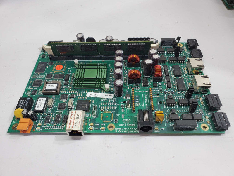 SCHNEIDER ELECTRIC UNC-520-2 Network Controller |