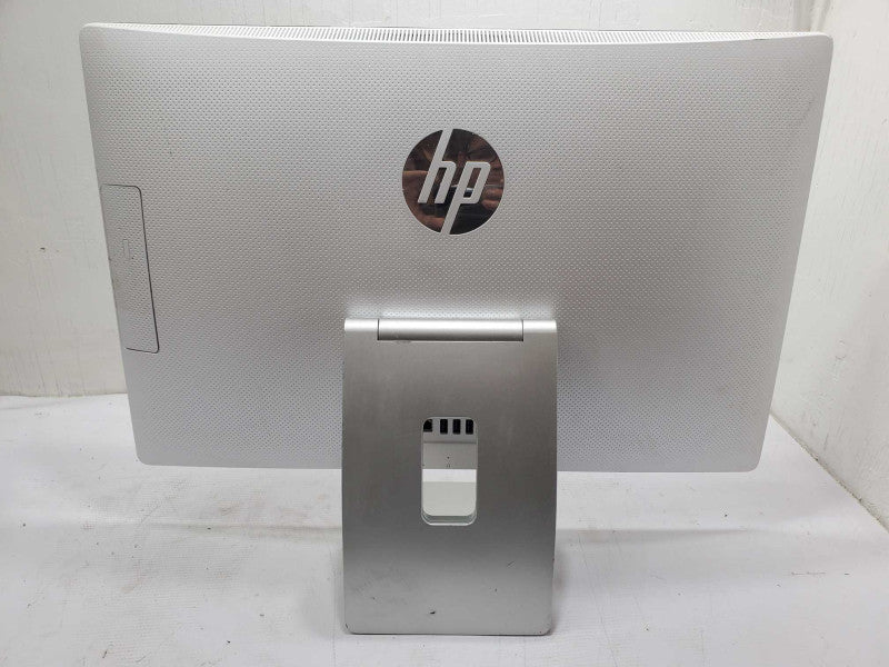 HP Pavilion TPC-Q017-23 AIO 27\\" No RAM No HDD (READ) |