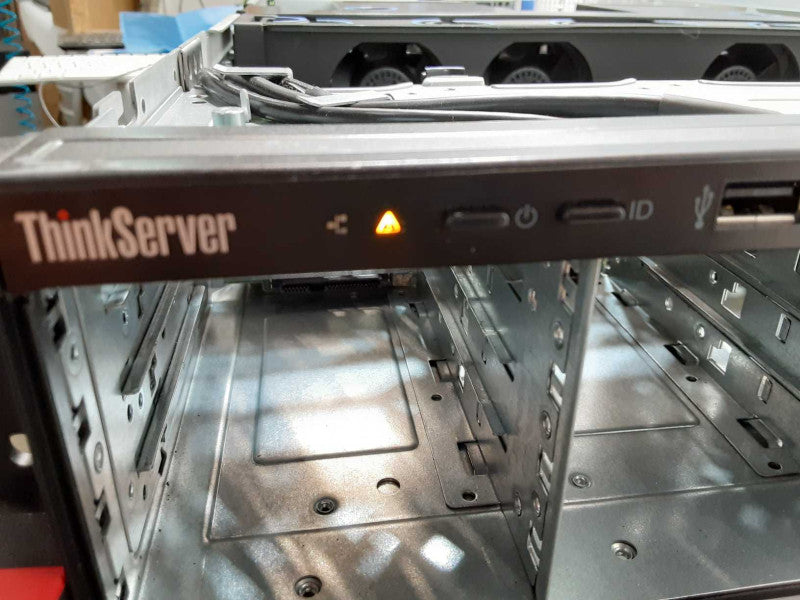 Lenovo ThinkServer RD450, 2xXeon E5-2603v4 1.7GHz, 16GB, 2x PSU, AS-IS Read _