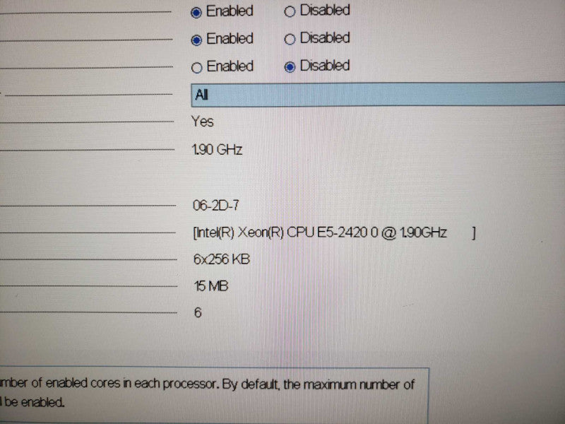 DELL PowerEdge T320 Xeon E5-2420@1.9GHz 8GB ECC DDR3 RAID PERC H710 [