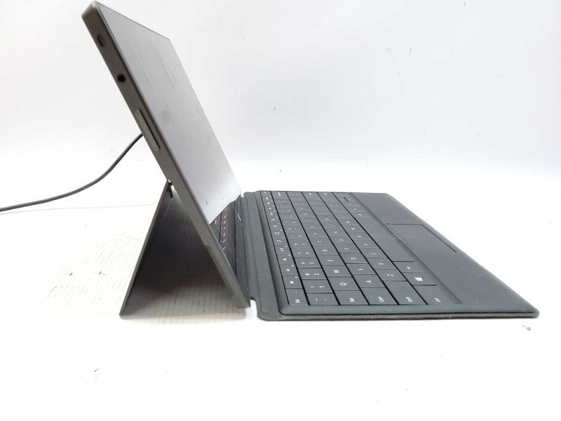 Microsoft Surface 1516 - NVidia Tegra3Quad 1.3 GHZ, 2Gb Ram, 32Gb SSD, Win RT (