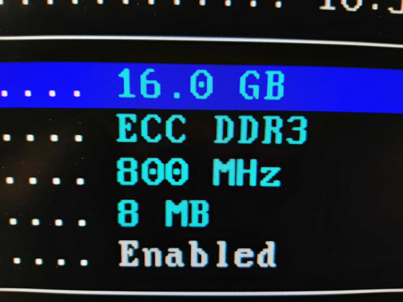 Dell PE T310 Server Xeon X3430 2.4GHz QC/16GB, PERC 6/i, 3.5\\", 4x 900GB HDDs ~