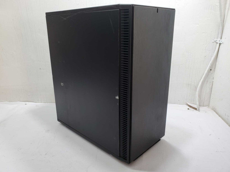 Custom PC- ASUS Prime Z270-P, i7-7700 3.6GHz 4GB DDR4 GeForce GTX 750Ti |