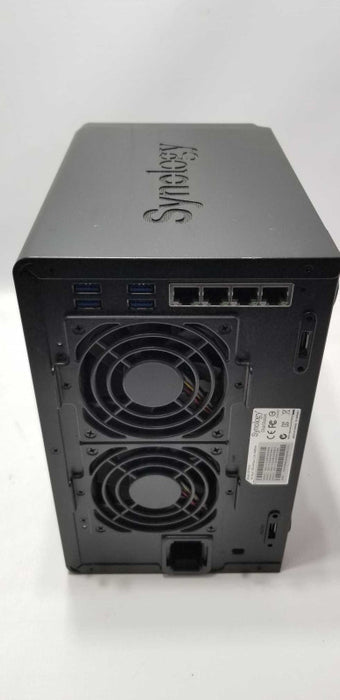 Synology DS1515+  NAS=