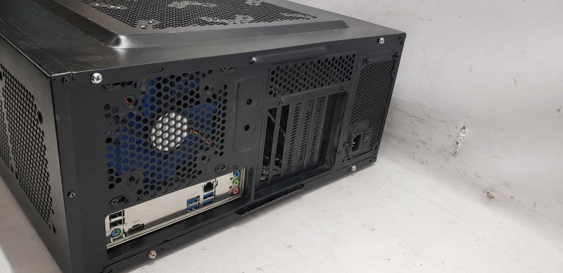 custom desktop i3-4170 @ 3.70ghz / 8gb ram / Z97 aniversary motherboard #